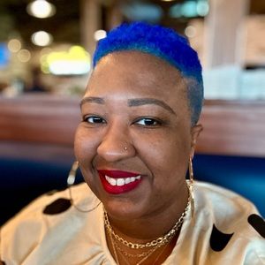 Meet your Posher, Krystal